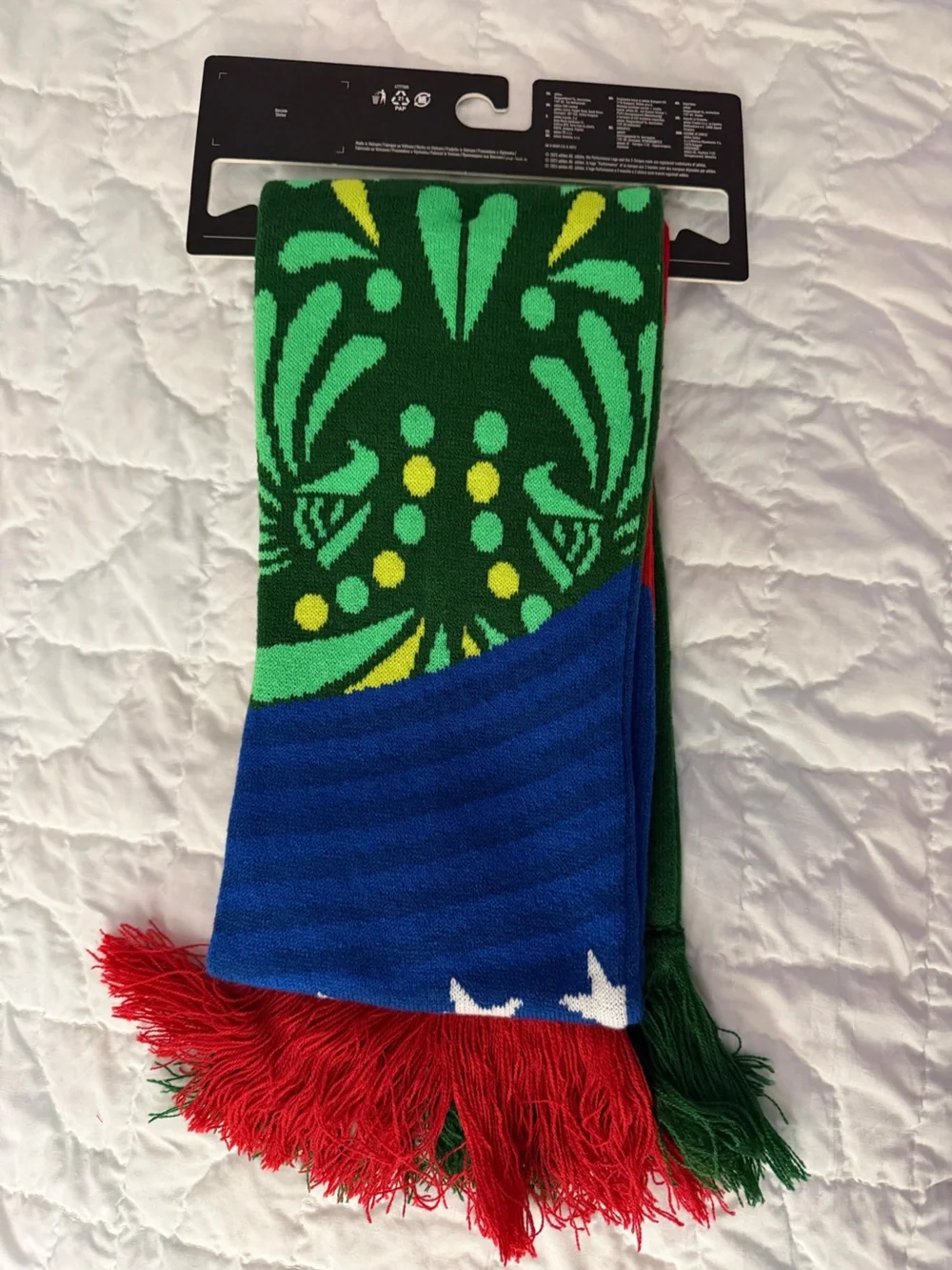 NWT Adidas FIFA World Cup - H Nations Scarf